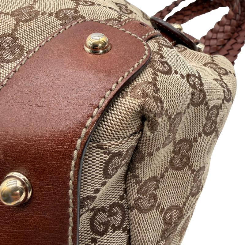 Shopper Pelham