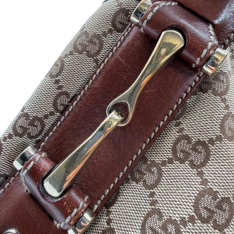 Shopper Pelham