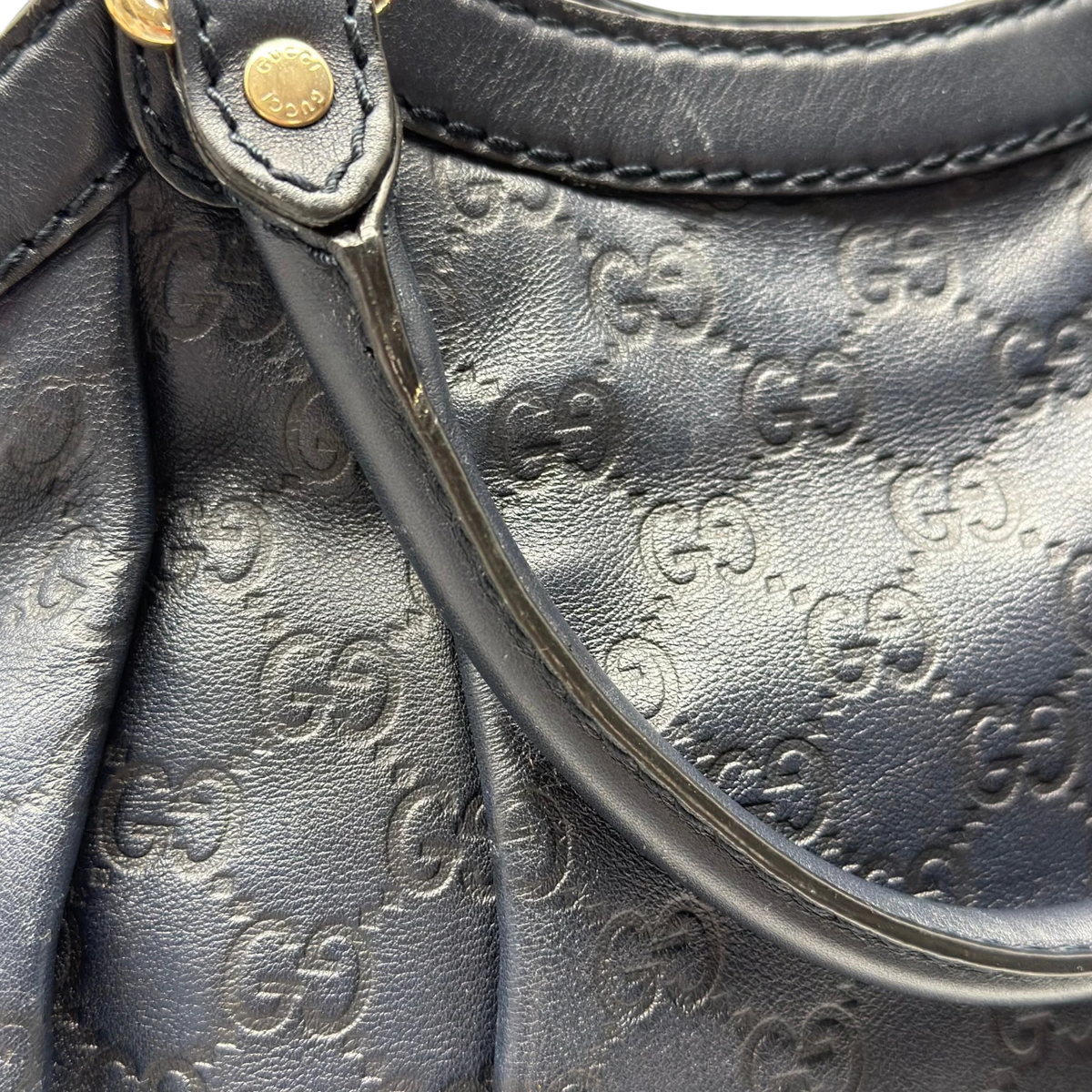 Gucci Shopper Sukey aus Leder monogram dunkelblau