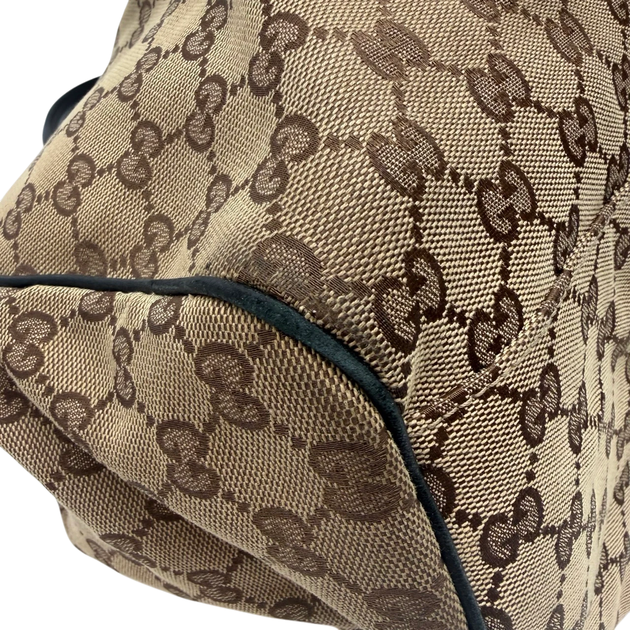 Gucci Shopper Sukey large monogram beige