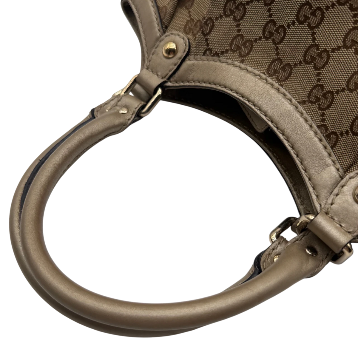 Gucci Shopper Sukey monogram beige – Henkel im Detail
