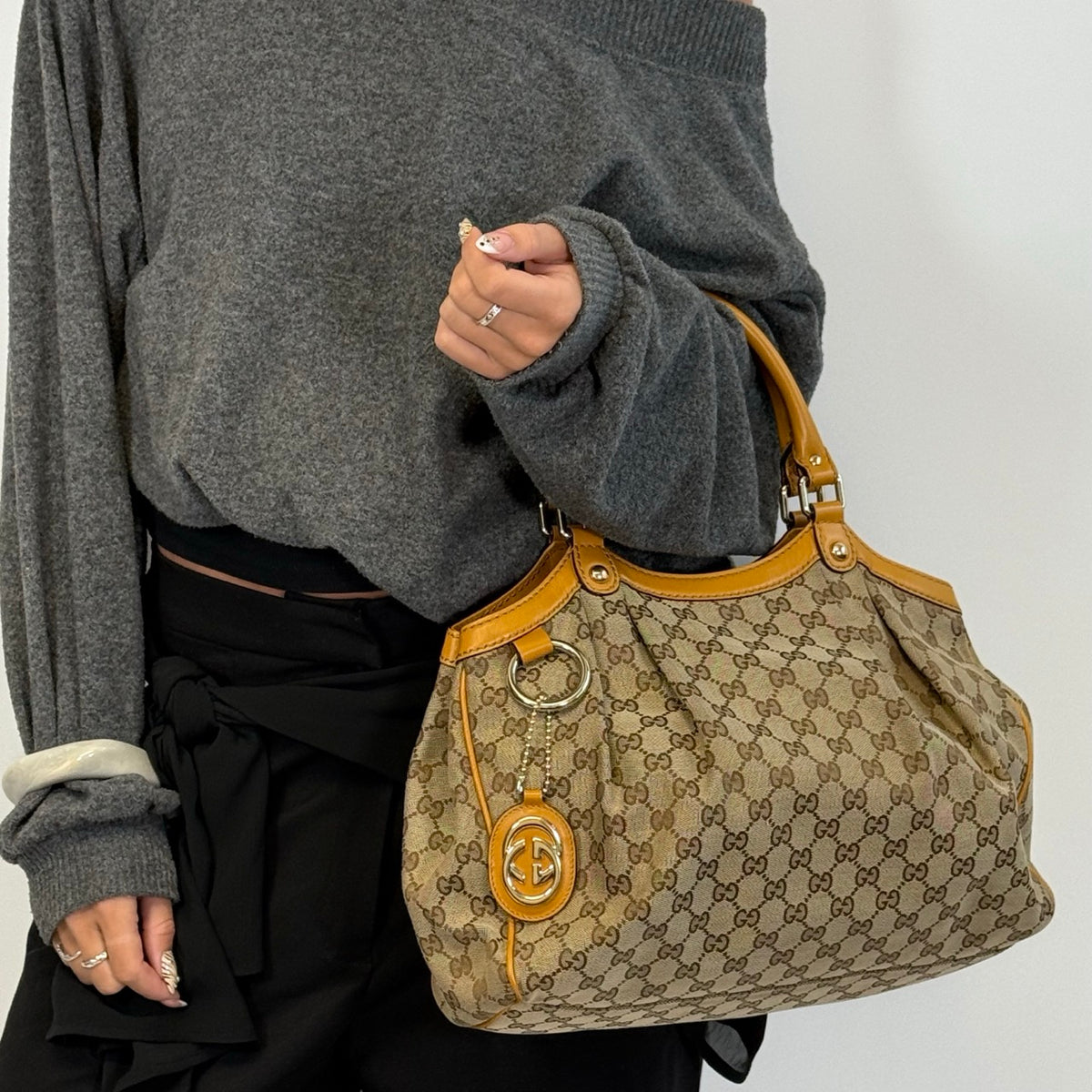 Gucci Shopper Sukey monogram beige