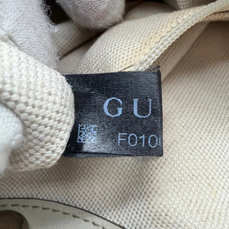 Gucci Sukey handbag