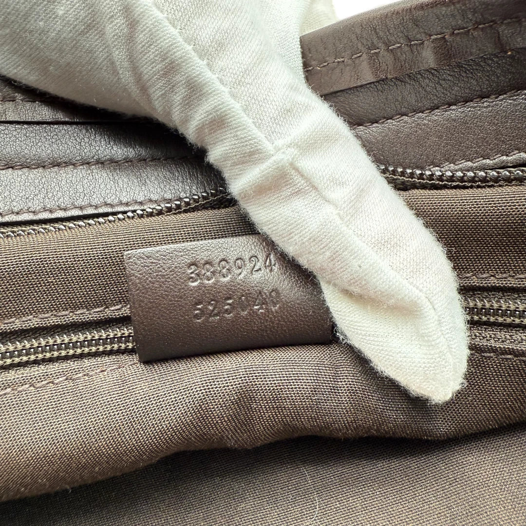 Gucci shoulder bag Supreme beige