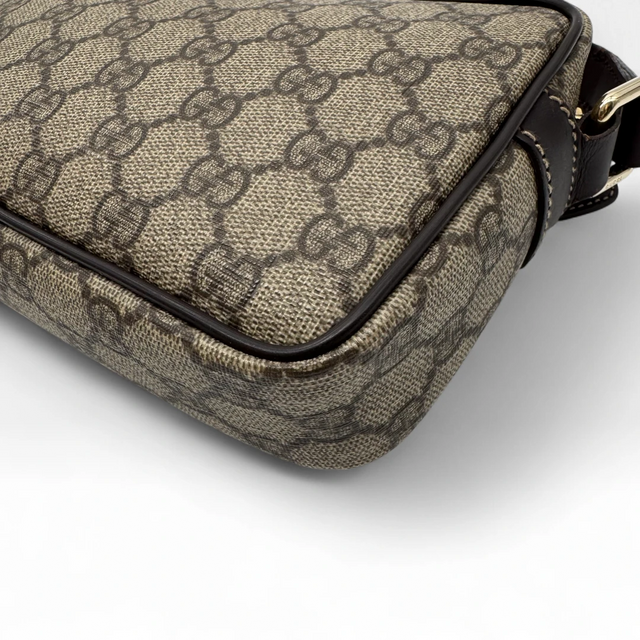 Gucci Umhängetasche rechteckig monogram beige