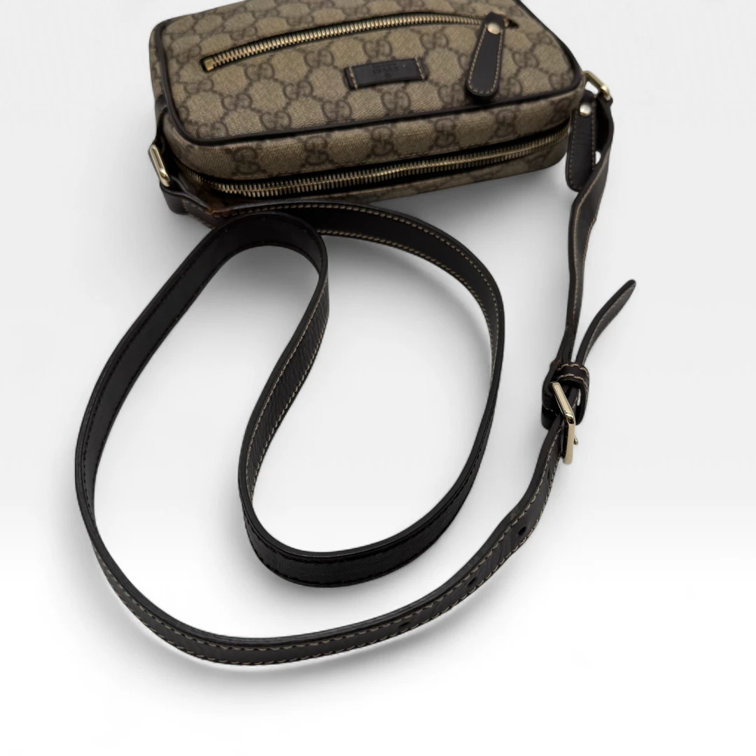 Gucci Umhängetasche rechteckig monogram beige