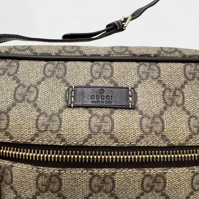 Gucci Umhängetasche rechteckig monogram beige