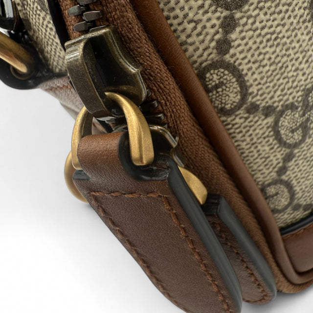 Umhängetasche Emblem Super mini