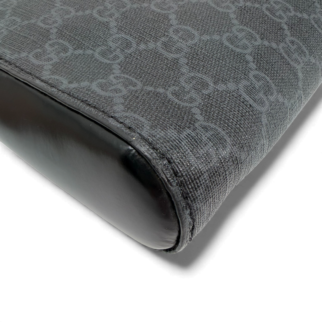 GG Supreme shoulder bag