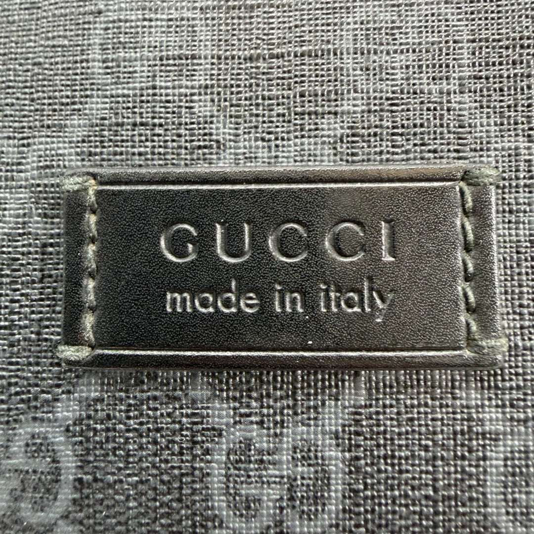 GG Supreme shoulder bag