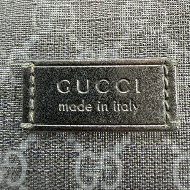 GG Supreme shoulder bag