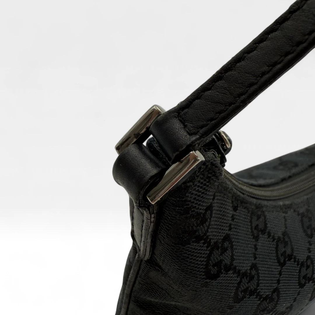 Gucci Handtasche Croissant Form dunkelblau