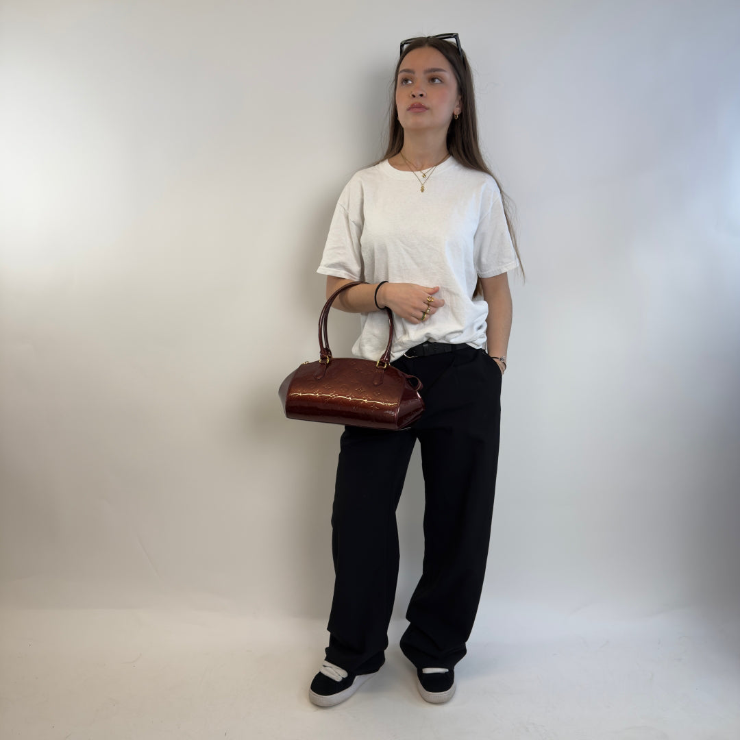 Louis Vuitton handbag Sherwood in vernis red