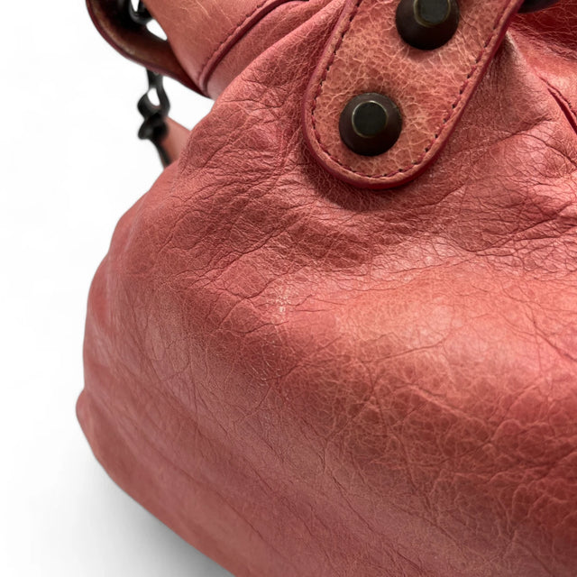 Balenciaga handbag The Frist City Bag with shoulder strap made of leather in pink