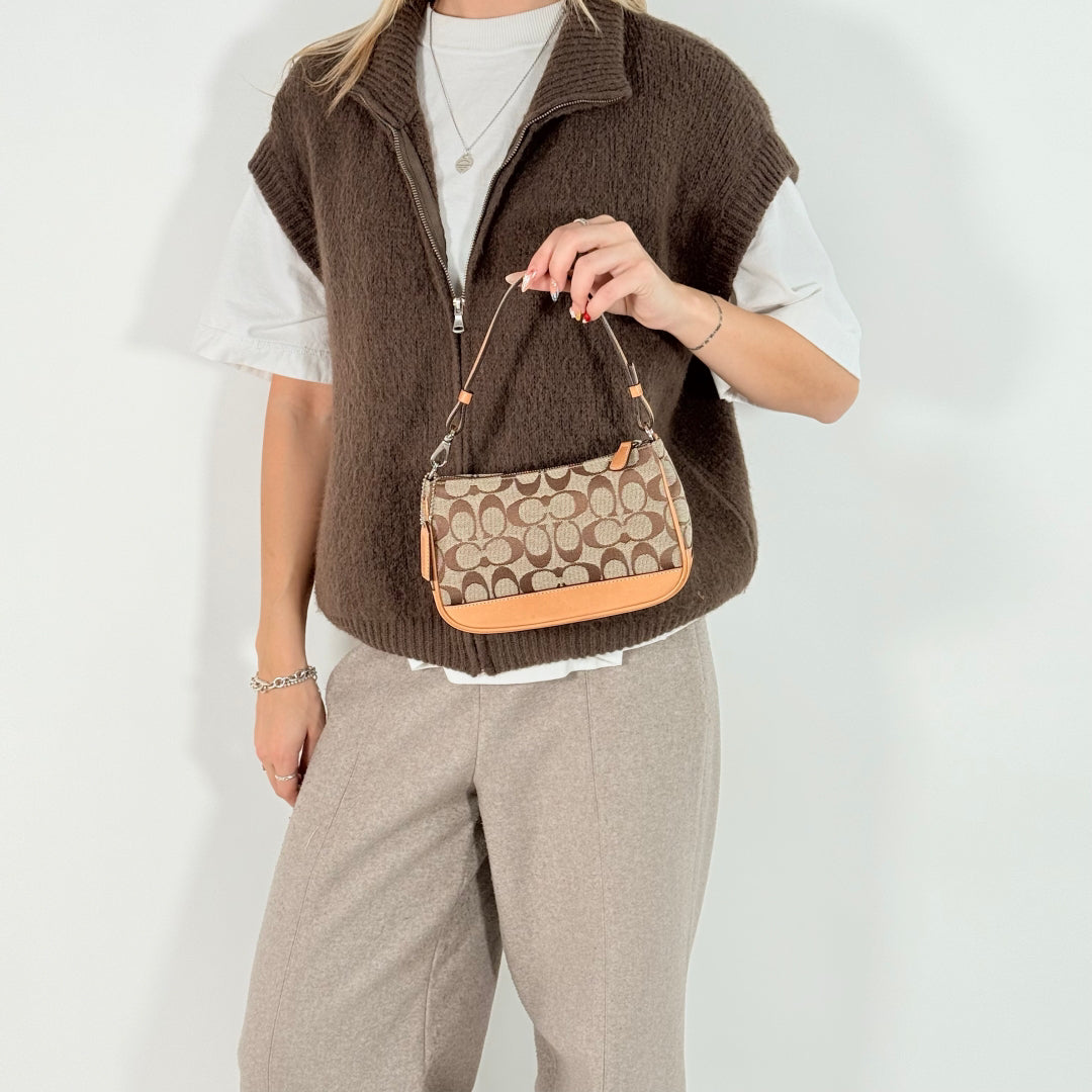 Coach Pochette Signature