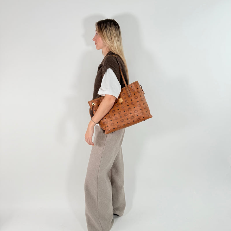 Shopper Liz medium