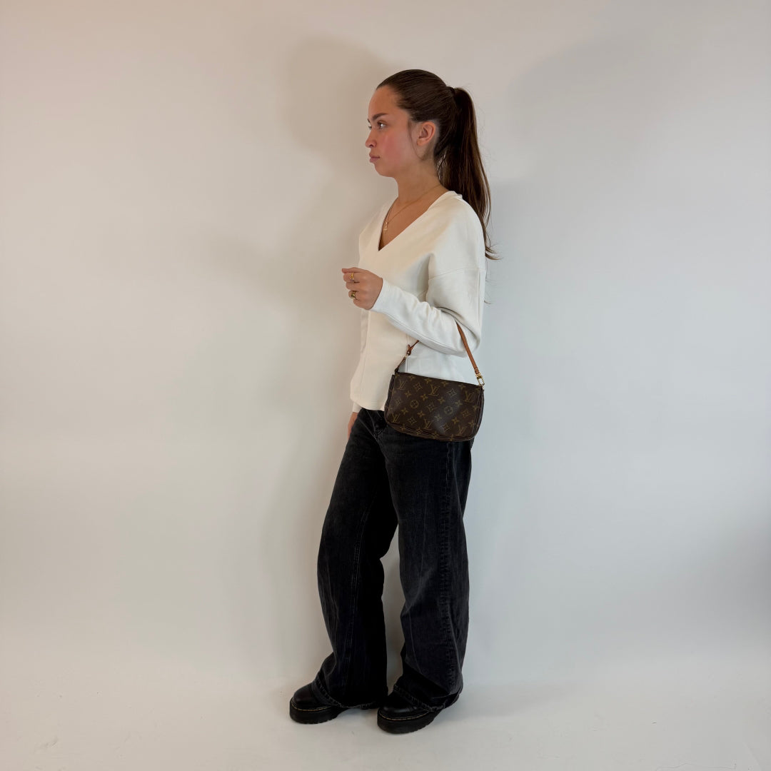 Pochette Accessories