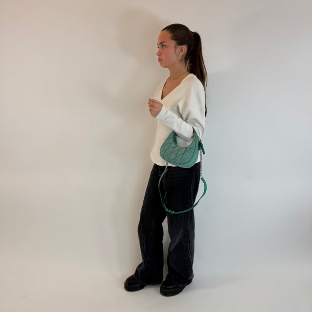 Handtasche Croissant Form