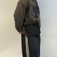 Prada Umhängetasche basic