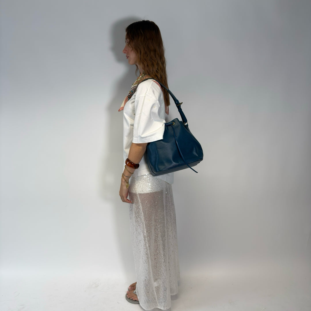 Louis Vuitton Sac Noé Petit Epi Shoulder Bag