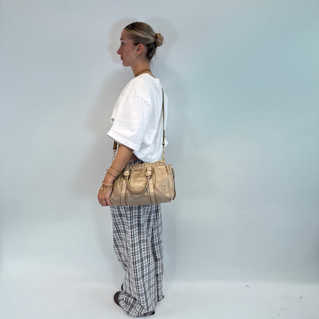 Miu Miu Handtasche Vitello Lux