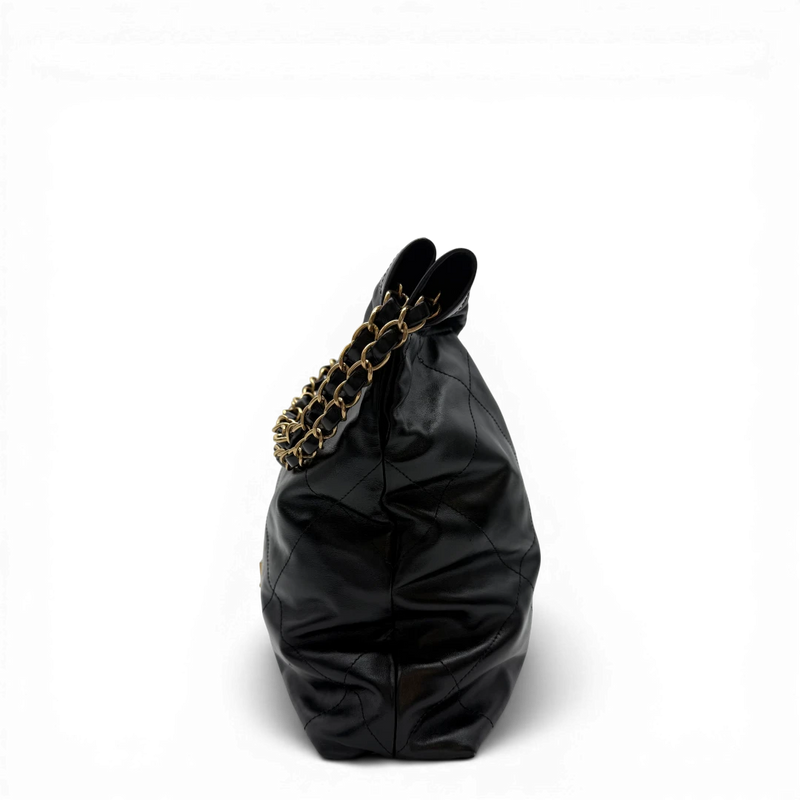 Chanel Shopper 22 Quilted