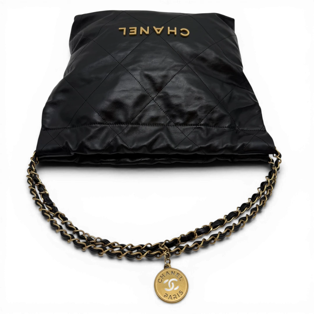 Chanel Shopper 22 Quilted