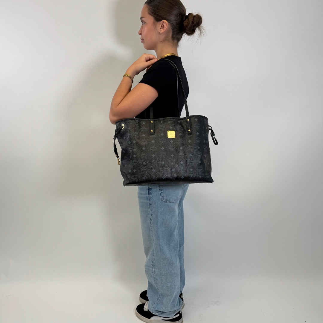 MCM Shopper Liz mit Pochette