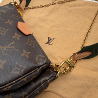 Louis Vuitton Umhängetasche Multi Pochette Accessoires – mit Staubbeutel