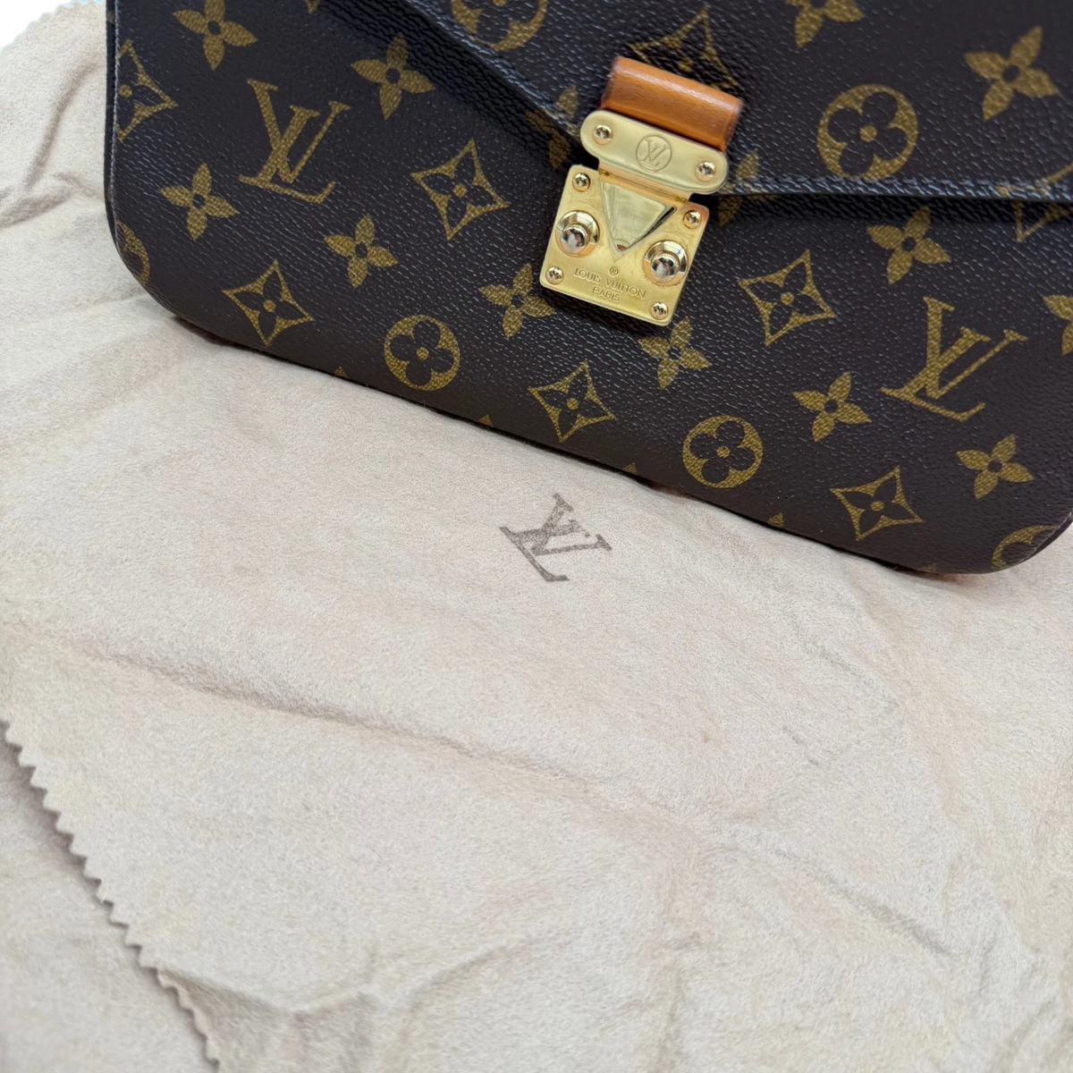 Louis Vuitton Umhängetasche Pochette Métis monogram braun – mit Staubbeutel