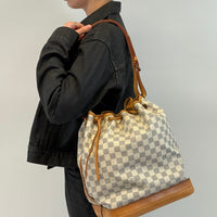 Louis Vuitton Schultertasche Sac Noé Grande Damier Azur