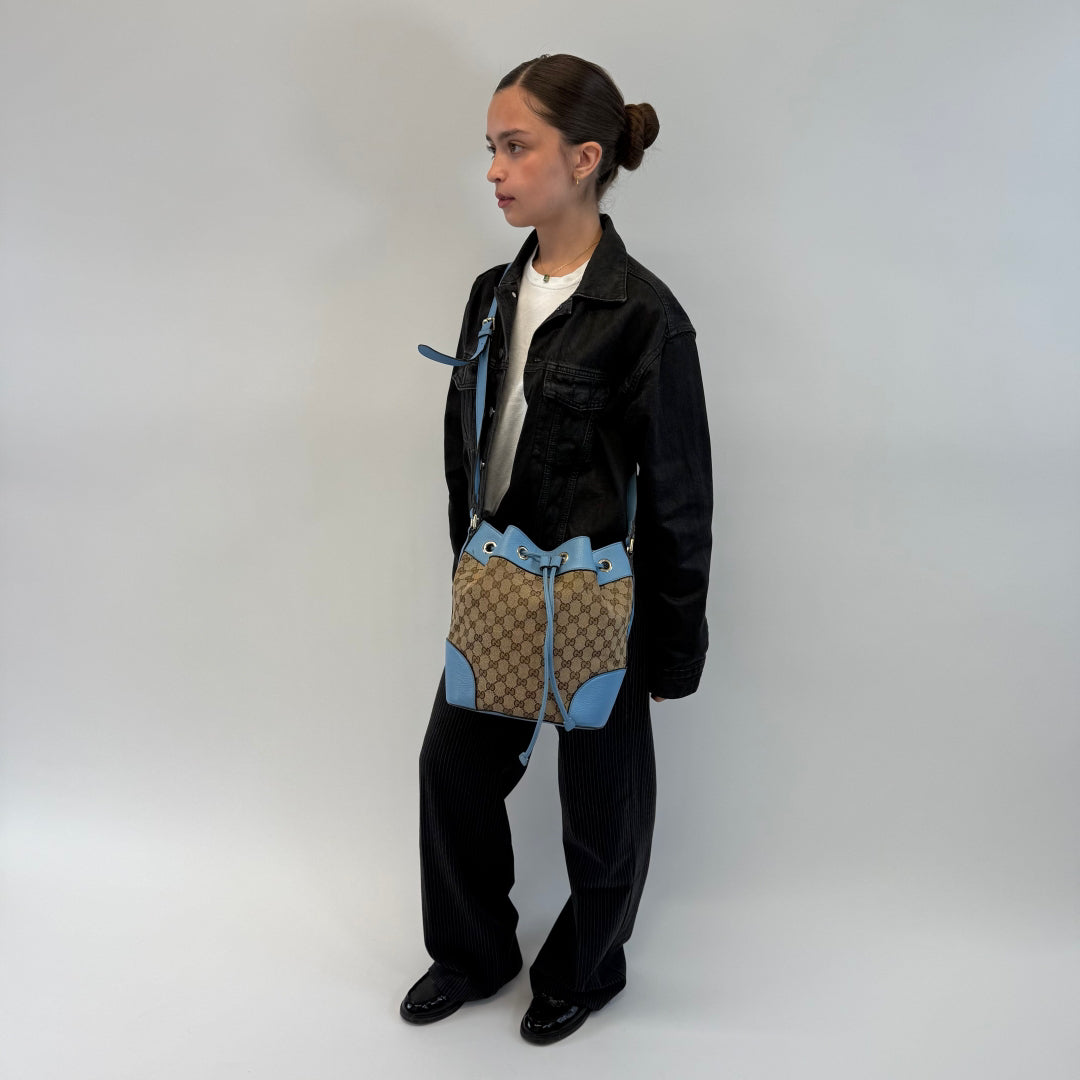 Schultertasche Bucket Ophidia GG