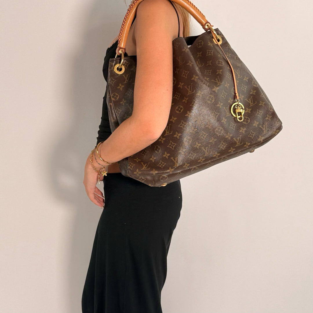 Louis Vuitton Handtasche Artsy MM