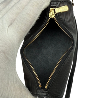 Louis Vuitton Schultertasche Soufflot 30 Epi