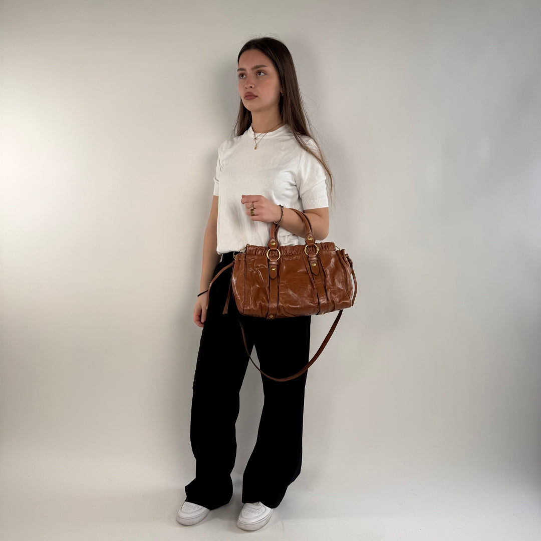 Miu Miu Handtasche Vitello Lux dunkelbraun