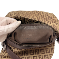 Fendi Schultertasche Baguette Double Flap