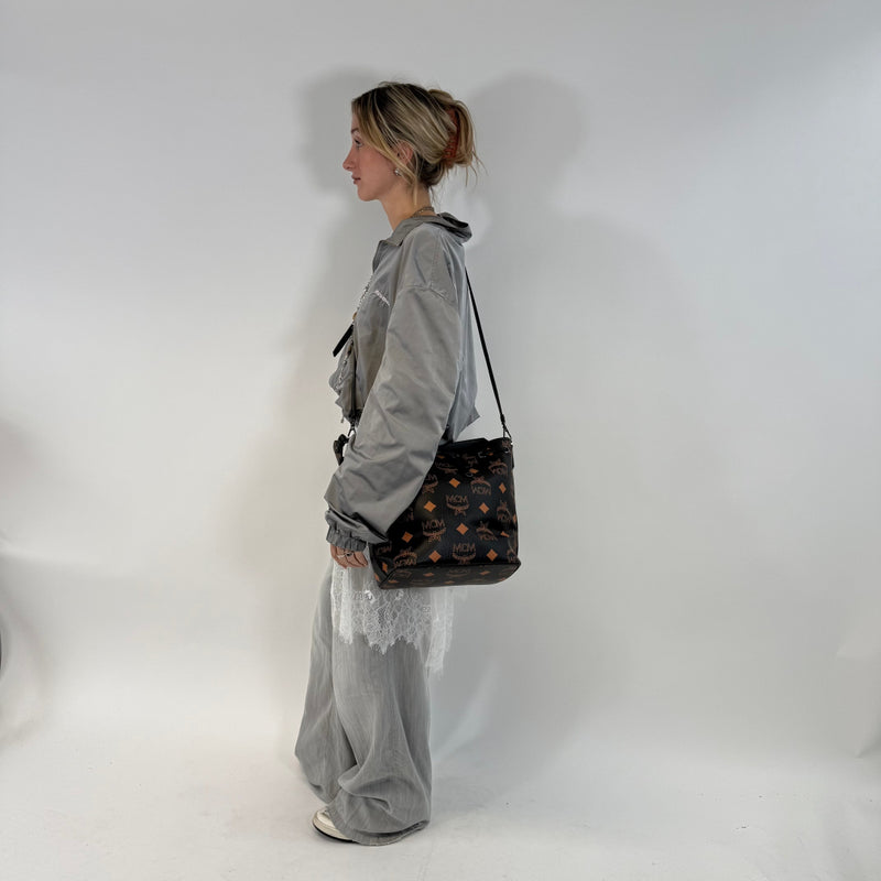 Bolso de mano Bucket Dessau Maxi