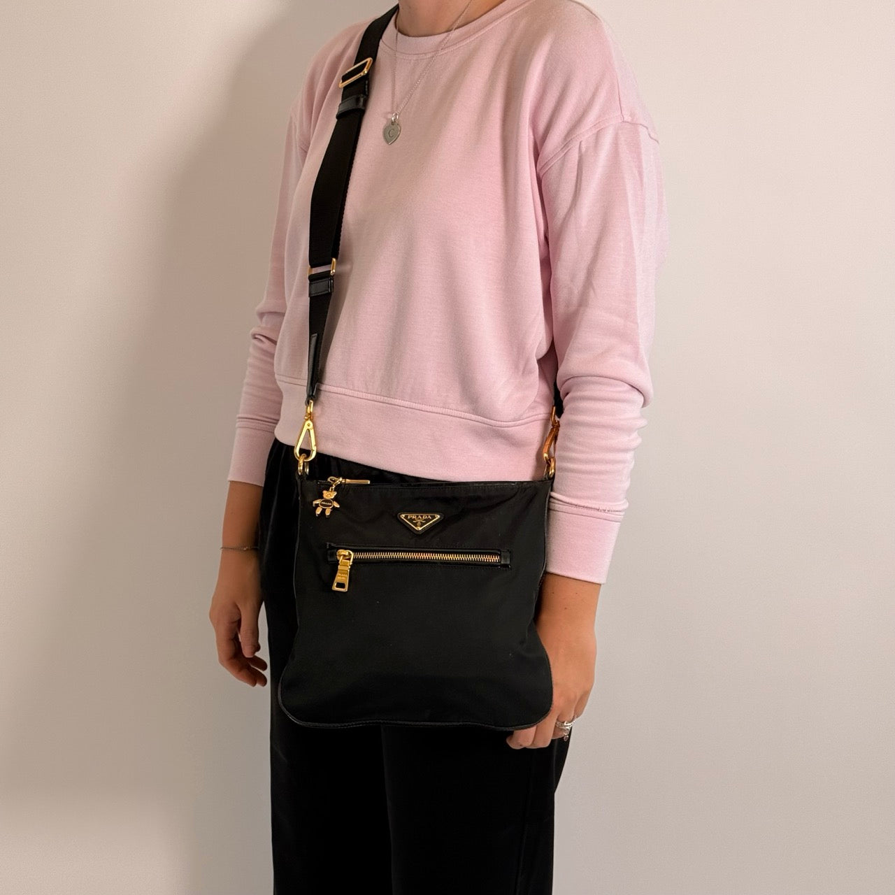 Prada Umhängetasche Tessuto