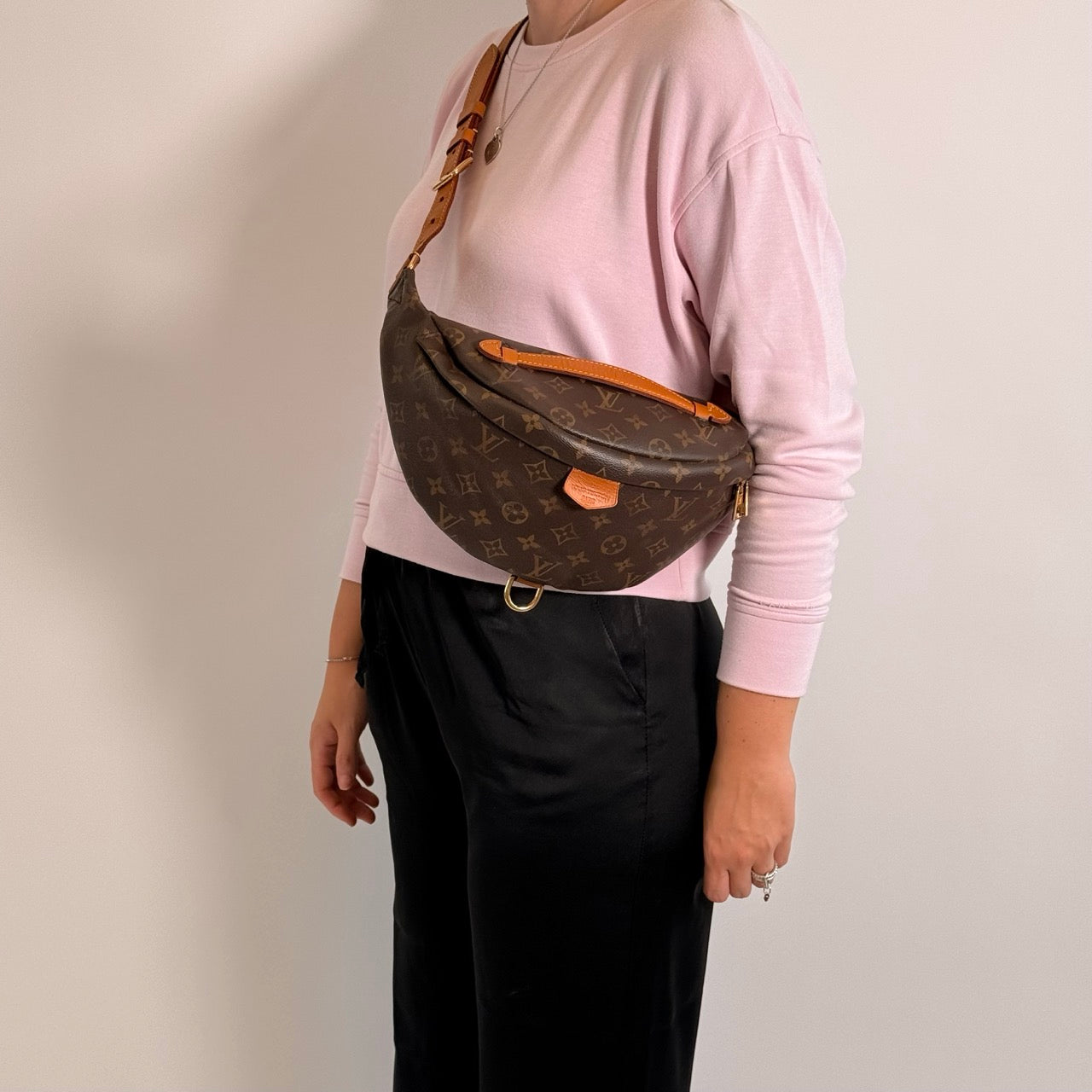 Louis Vuitton Bauchtasche / Gürteltasche Bumbag