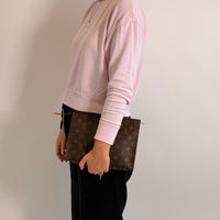 Louis Vuitton Clutch Poche Toilette 26