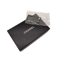 Chanel Geldbeutel Camellia aus rotem Lammleder – mit Originalbox