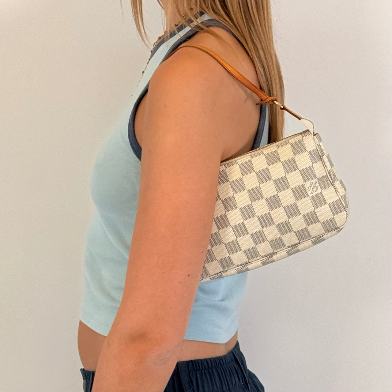 Louis Vuitton Pochette Accessoires Damier Azur