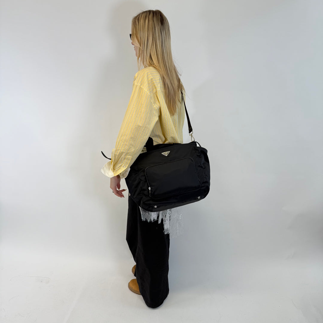 Prada Handtasche / Wickeltasche Re-Nylon