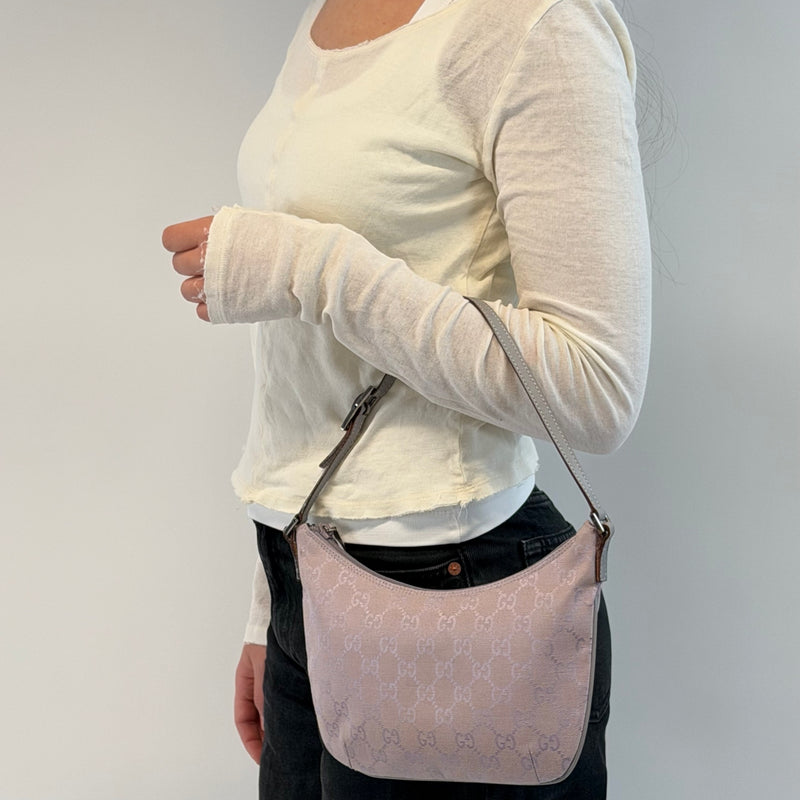 Gucci Pochette Croissant
