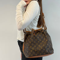 Louis Vuitton Schultertasche Sac Noé petit