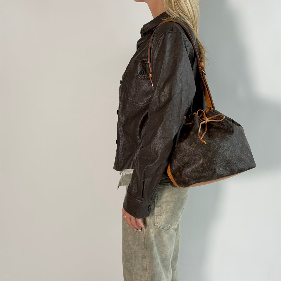 Louis Vuitton Schultertasche Sac Noé petit
