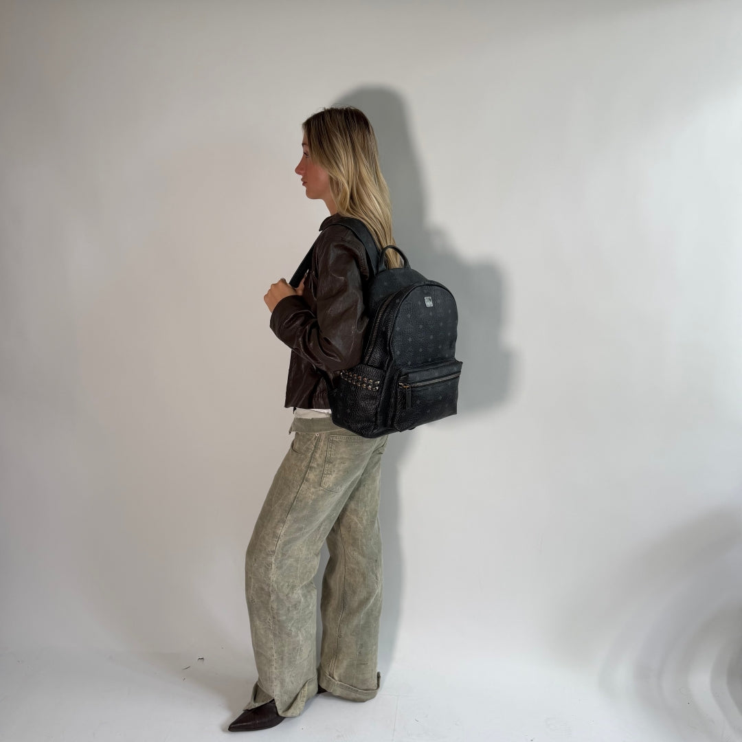 MCM Rucksack Stark large mit Nieten visetos schwarz