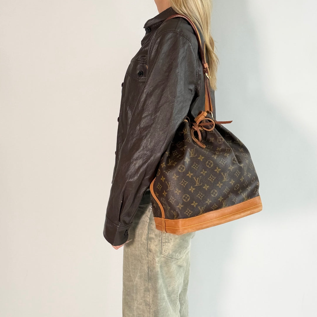 Louis Vuitton Sac Noé Grande Shoulder Bag