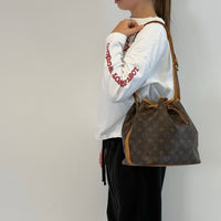 Louis Vuitton Schultertasche Sac Noé petit