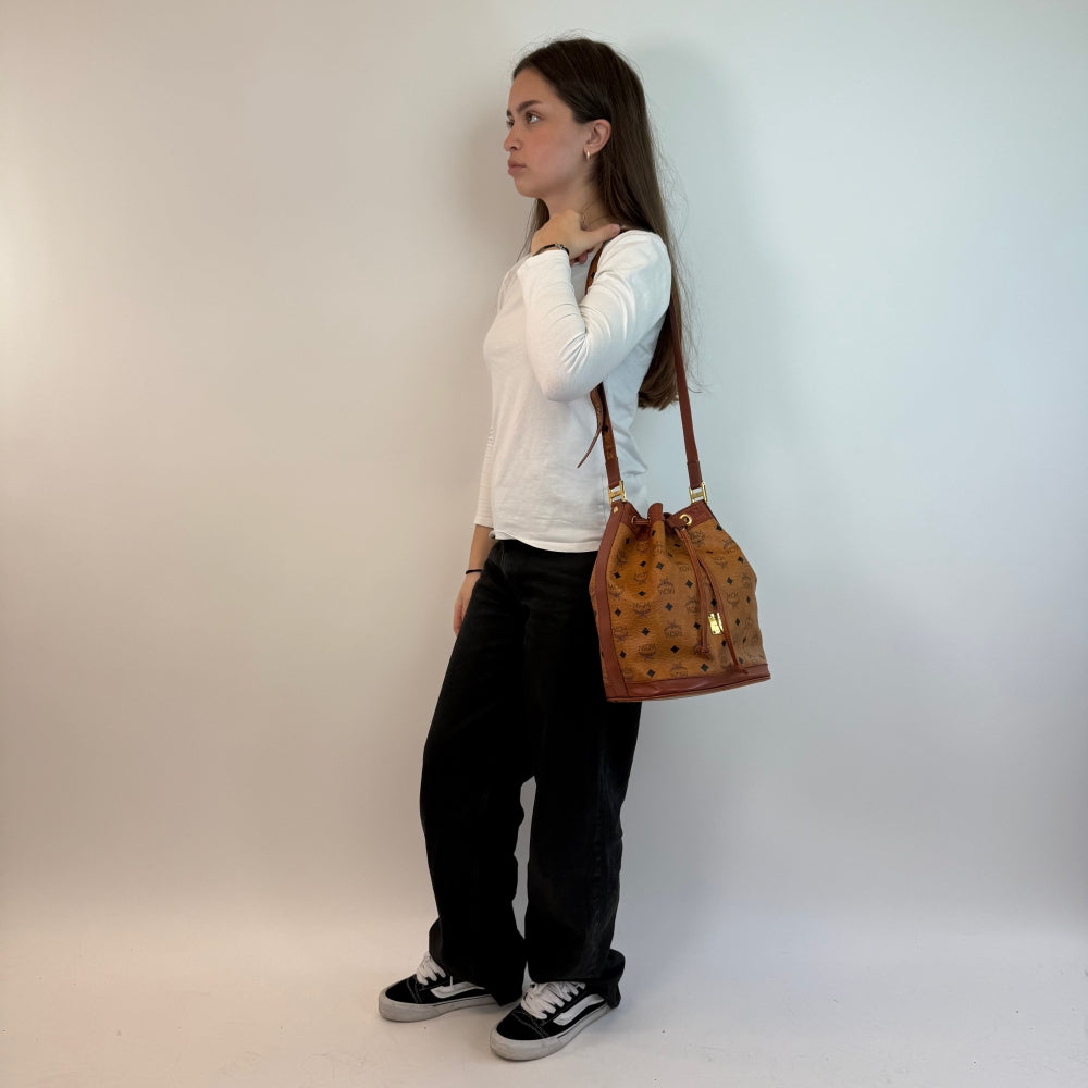 MCM Handtasche Bucket bag visetos braun